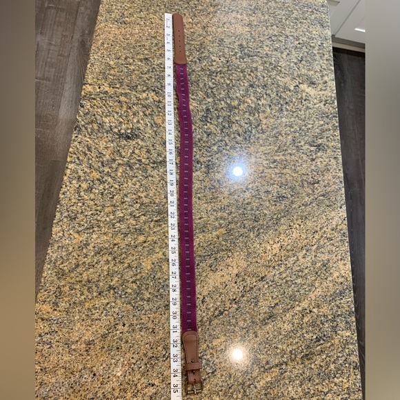 Vintage women’s leather belt size 30 - Picture 8 of 9